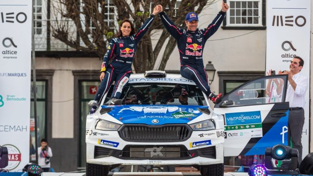 Sébastien Loeb kjørte en Škoda-rallyspesial for første gang.  Og han vant umiddelbart