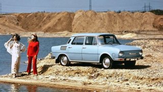 Kvíz: Škoda 100 byla autem normalizace, ale rozhýbala řadu Čechů. Vyznáte se v její historii?