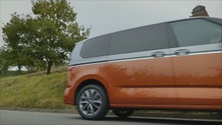 VW Multivan už není na podvozku užitkového Transporteru. Má svou platformu i plug-in hybrdiní pohon