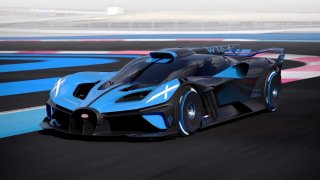 Z klidu na 500 km/h za pár sekund. Bugatti představilo extrémní model Bolide
