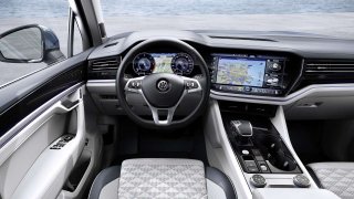Volkswagen Touareg 2018 interiér
