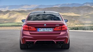 BMW M5 2018 First Edition 10