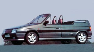 Retro: Veselé devadesátky zvládly rozdovádět i běžného Favorita. MTX Roadster přivezl vítr do vlasů
