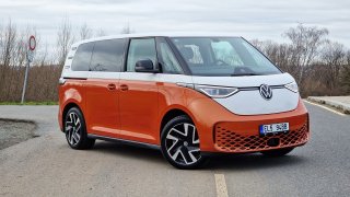 Volkswagen ID. Buzz poprvé v Česku. Hodně stylu a solidní dojezd za 1,6 milionu korun