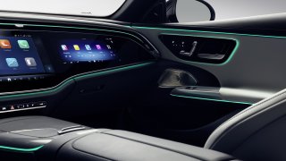Mercedes-Benz E - interiér