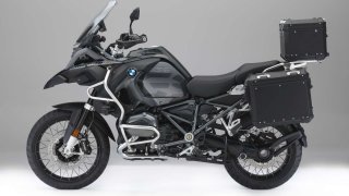 BMW Edition Black