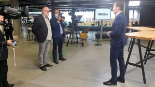 První rozhovor s novým šéfem Škody Auto: Konkurovat Dacii budeme, ale zůstanou i dražší auta
