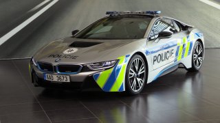 Rozhodnuto. Policie ukončila vyšetřování nehody svého BMW i8