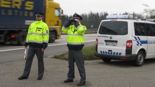 Řidič kamiónu zaplatil na moravské dálnici D2 rekordní pokutu 132 tisíc korun
