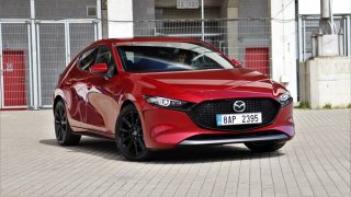 Mazda 3 v ostré verzi MPS vypadá parádně. Chtěli byste ji v sériové výrobě?