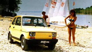 Poklady českých stodol a garáží: třímetrový minivůz Fiat 126p Maluch vozil za socialismu celé rodiny