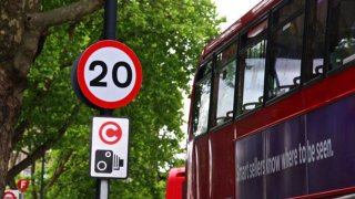 Londýn plánuje snížit maximální rychlost na 20 mph