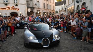 Bugatti oslavilo 110. výročí velkolepou Grand Tour napříč Francií. Podívejte se!