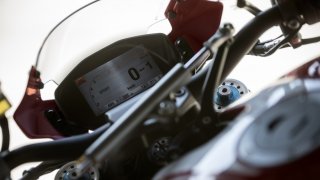 Ducati Monster 1200R - Obrázek 9