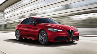 Ještě více sportu - Alfa Romeo Giulia Veloce Ti