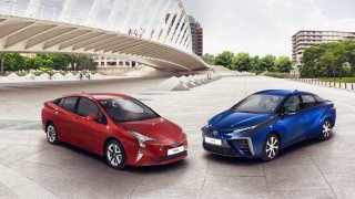Nové ekologické Toyoty Prius a Mirai