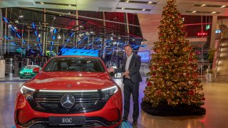 BMW a Mercedes vánoční kampaň