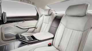 Nové Audi A8 v prodloužené luxusní verzi L. 5