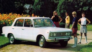 Retro: Socialistický Fiat 125p byl luxusem své doby. Kvůli mocné korozi ale přímo mizel před očima