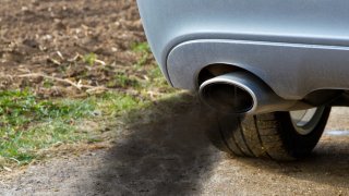Francie zcela zakáže dieselová auta