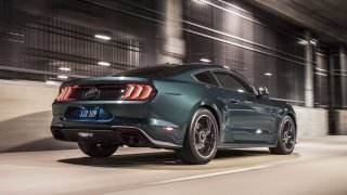 Nový Mustang Bullitt je jednou z hlavních hvězd značky Ford na autosalonu v Detroitu