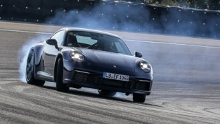 Extrémní podmínky testů pro novou generaci Porsche 911