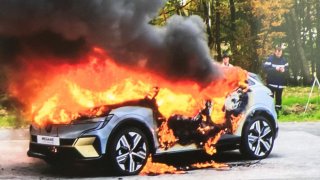 Renault Mégane E-Tech požár