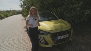 Tereza vyzkoušela Peugeot 208 s mild-hybridní technikou. Novinka zvládne i jízdu čistě na elektřinu
