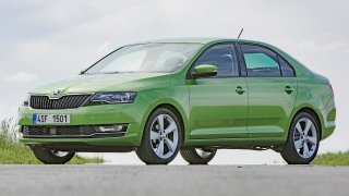 Škoda Rapid po faceliftu lépe vypadá i jezdí 9