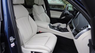 BMW X5 xDrive M50d interier  5
