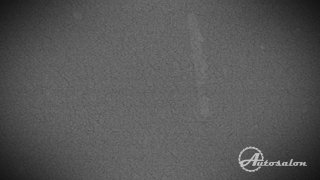 Mikroskopický obrázek chráněného laku 10000 x zvět