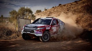 Mitsubishi Eclipse Cross Dakar 2019 3