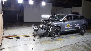 Peugeot 2008 crash test