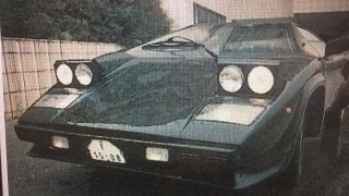 Divoké devadesátky: Čekoslovenská replika Lamborghini Countach byla typický socialistický kočkopes