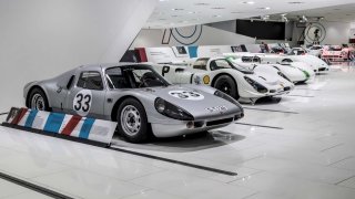 Sportovní vozy Porsche oslavují sedmdesátiny