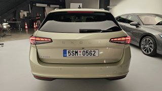 Nová Škoda Superb