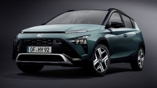 Hyundai Bayon bude ostřelovat Škodu Kamiq zespodu. Kříženec hatchbacku a SUV nabízí velký kufr
