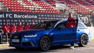 FC Barcelona má jako služební auta Audiny