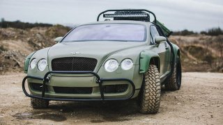 Udělat z luxusního Bentley Coninental GT drsný off