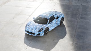 Maserati odhalí svůj nový kabriolet už za dva týdny. Stovku zvládne pokořit pod tři sekundy