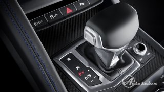 Audi R8 V10 Plus 4