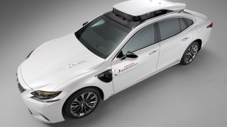 Toyota testuje vůz pro plnou autonomii řízení