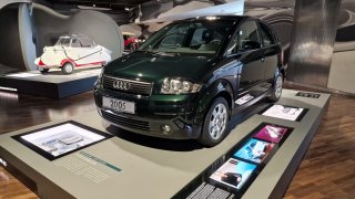 Výstava automobilů v Autostadtu