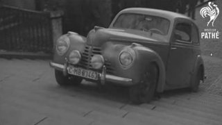 Testy československých aut před 70 lety: Škoda Popular i aerovka jezdily po pražských schodech