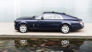 Unikátní Rolls-Royce na míru je auto za stamiliony