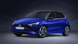 Kladivo na Fabii i francouzské krasavce: nový Hyundai i20 je mnohem ostřejší, chytřejší a úspornější