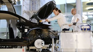 Volkswagen e-Golf montáž
