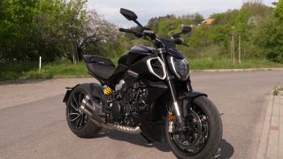 Recenze motocyklu Ducati Dievel V4