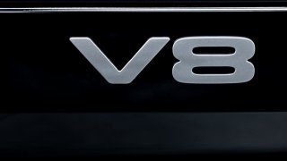 Land Rover Derender V8