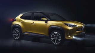 Toyota Yaris Cross snoubí SUV s malým kombi a MPV. Příští rok chce v Česku zatopit Škodě Kamiq